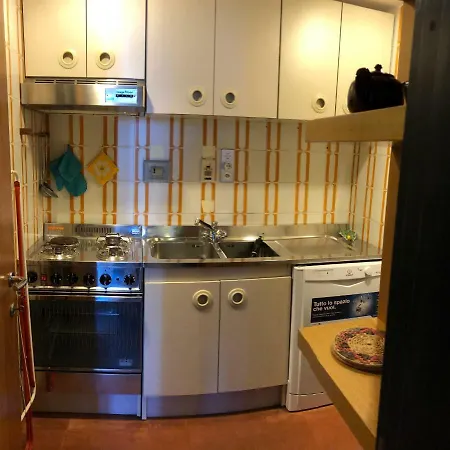 Apartment Monolocale Con Piscina E Campo Da Tennis - Liguria Holidays