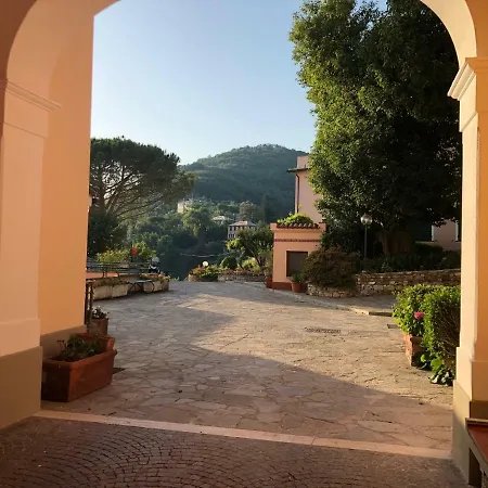 Monolocale Con Piscina E Campo Da Tennis - Liguria Holidays Apartment *